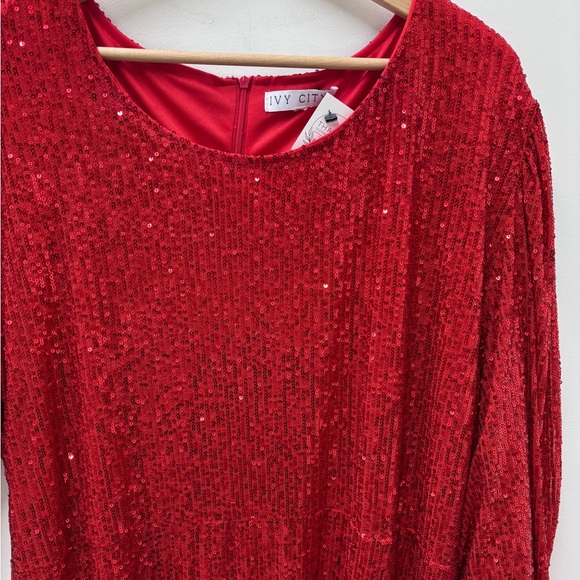 Ivy City Short Lady Red Sequin Long Sleeve Dress - Picture 4 of 8